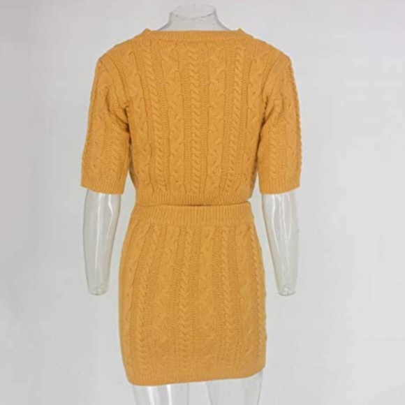 Casual Knit 2 Piece Skirt Set - Picture 4 of 5